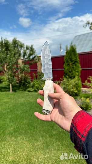 Нож с рукоятью из рога лося ручной работы
