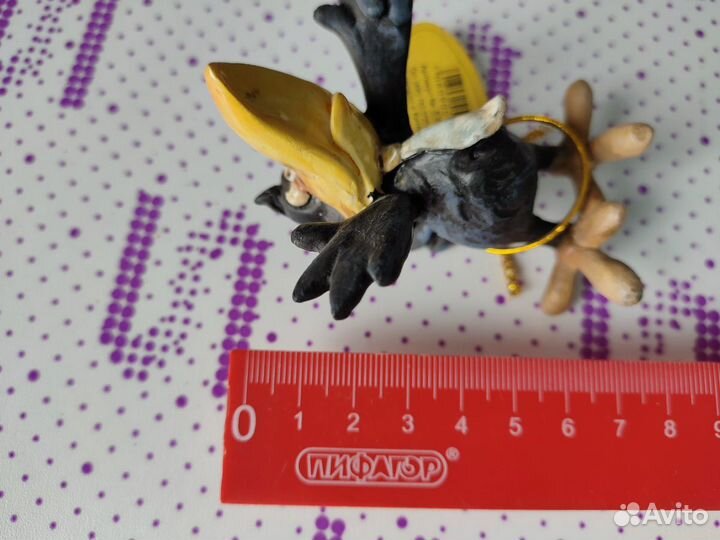 Сувенир фигурки