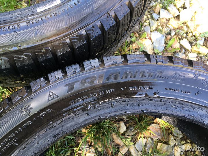 Triangle Snowlink TWT02 215/45 R17