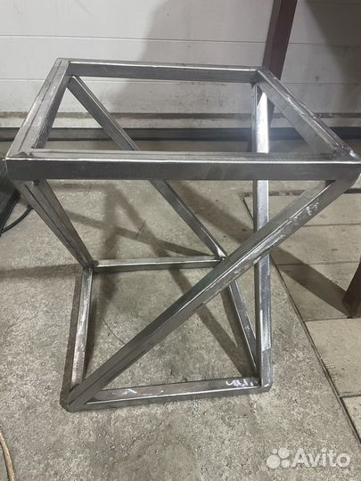 Табурет в стиле лофт