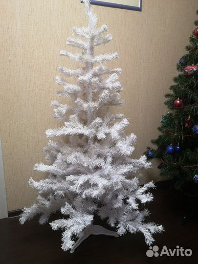 Елка искусственная