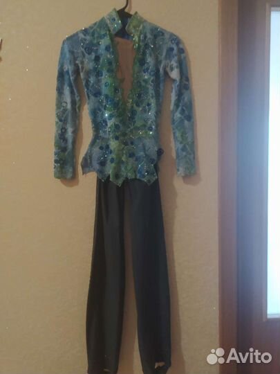 Костюм для фигурного катания