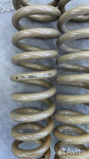 Продам пружины на ланд крузер 200 Tough Dog