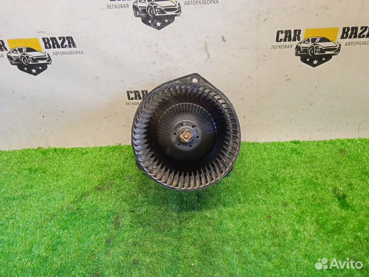 Мотор печки Chevrolet Niva