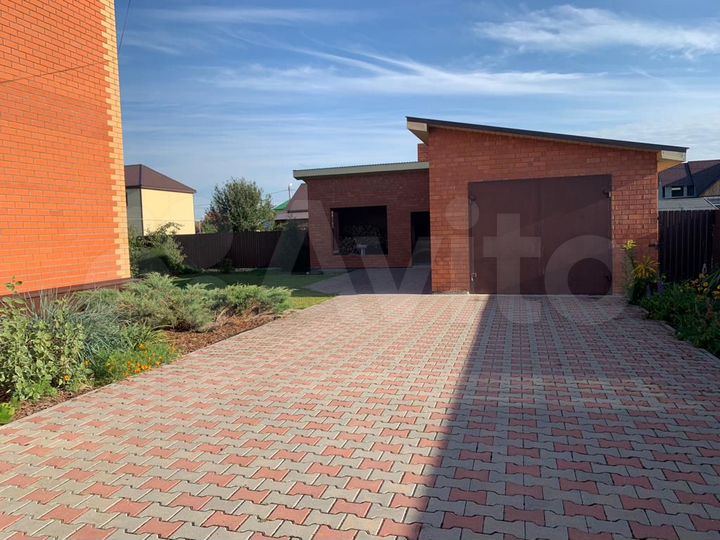 Дом 206,5 м² на участке 10 сот.