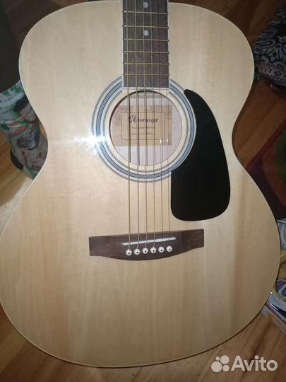 Акустическая гитара