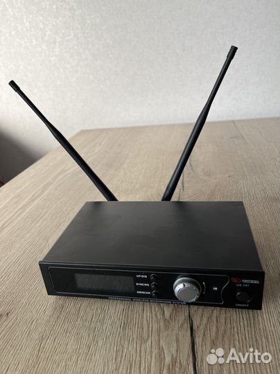 Радиомикрофон Volta US 101