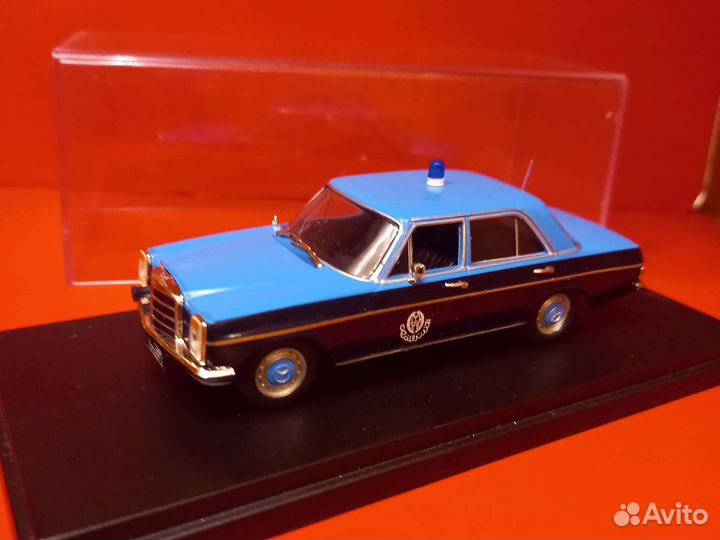 Mercedes benz w 114