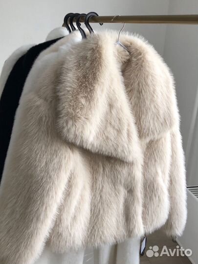 Шуба пушистая эко бежевая S M новая lime zara