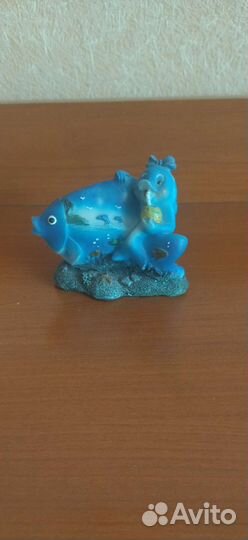 Статуэтка дельфин