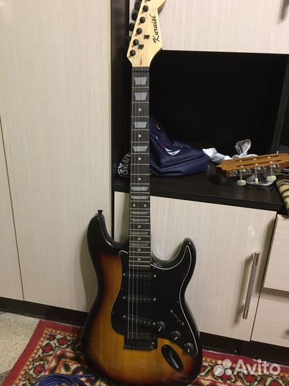 Электро- гитара с комбоусилителем