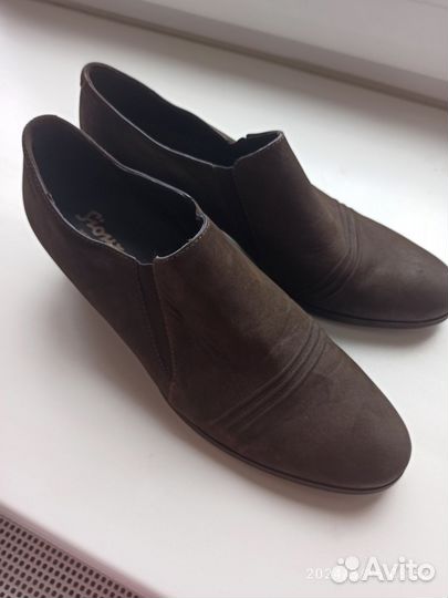 Новые Туфли женские 41 размер