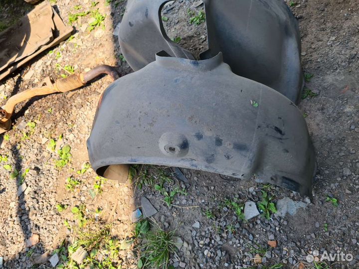 Задние локера Volkswagen Polo 2013