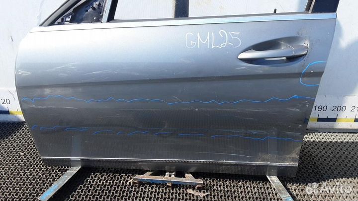 Дверь передняя правая Mercedes-Benz C-Class