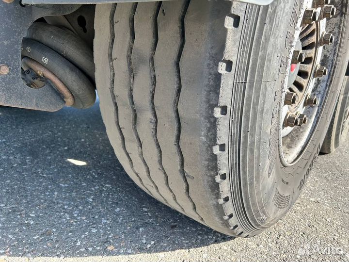 Полуприцеп шторный UAT SCFG 9231.01, 2018