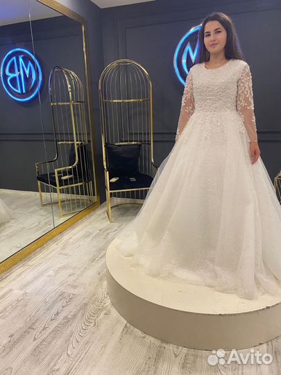 Свадебное платье