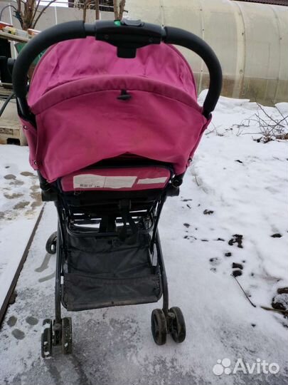 Прогулочная коляска