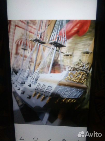 Черная жемчужина корабль на подставке