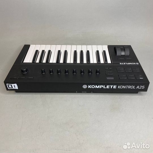 Midi-клава Native Instruments Komplete Kontrol A25