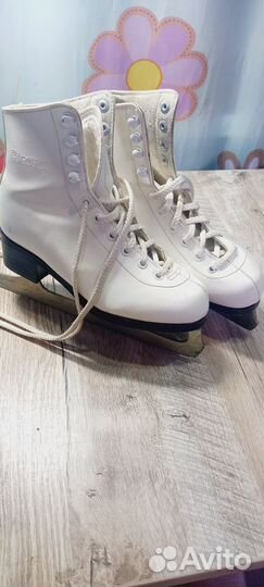 Коньки фигурные 35 размер