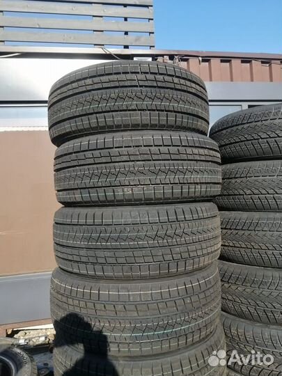 Triangle Trin PL02 235/45 R18 98V