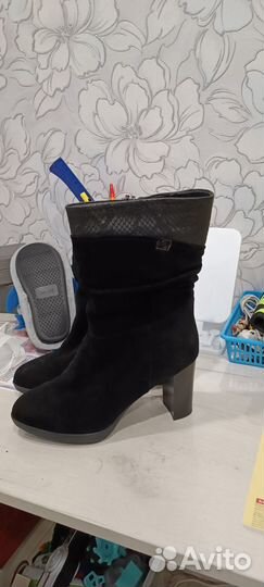 Полусапожки зимние 37 размер новые