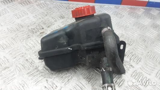 Бачок гу peugeot 406 (LSE05NO01)