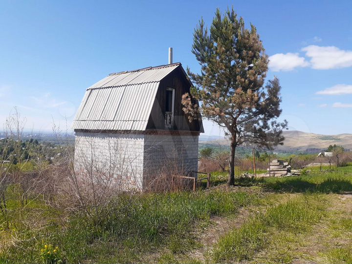 Дом 15 м² на участке 6 сот.