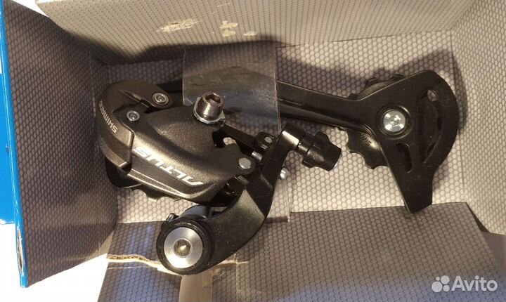 Задний переключатель shimano altus RD-M370