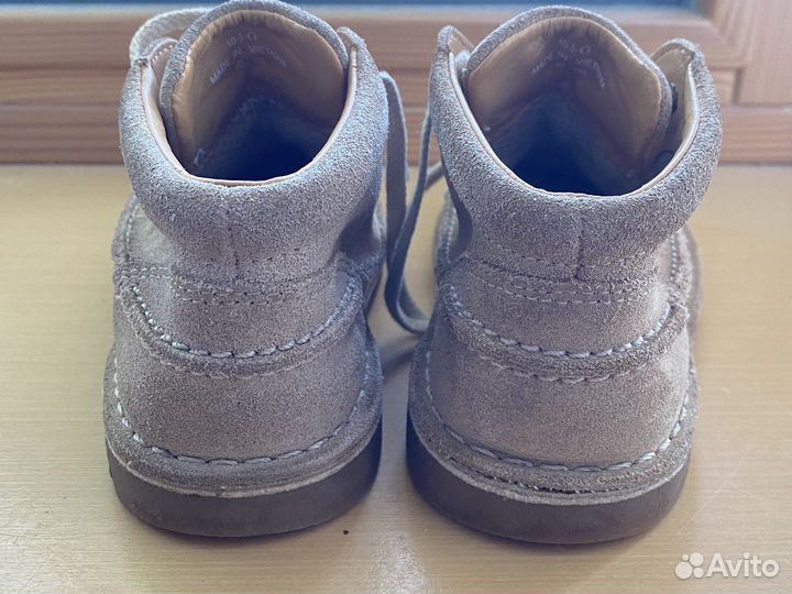 Clarks замшевые детские ботинки/дезерты