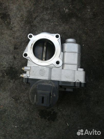 Дросельная заслонка Nissan March AK12 CR14