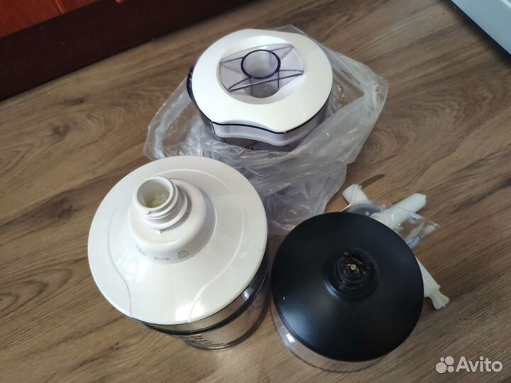 Запчасти от блендера Polaris и ещё какого то