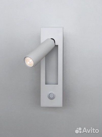 Светильник настенный Elegant 9881 white/белый