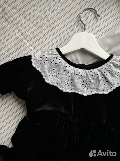 Черное бархатное платье Zara с воротничком