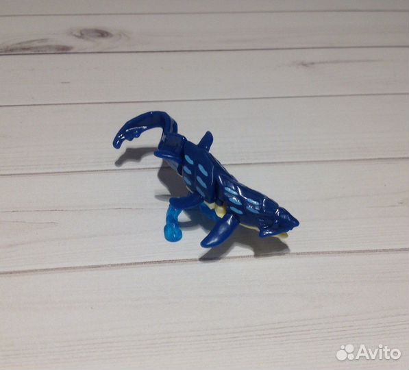 Игрушки из киндера, серия Аватар. Европа. Новые