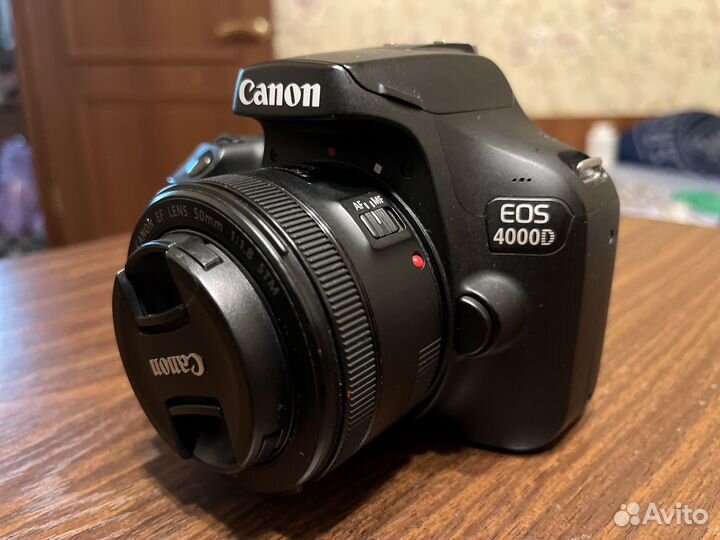 Canon EOS 4000D