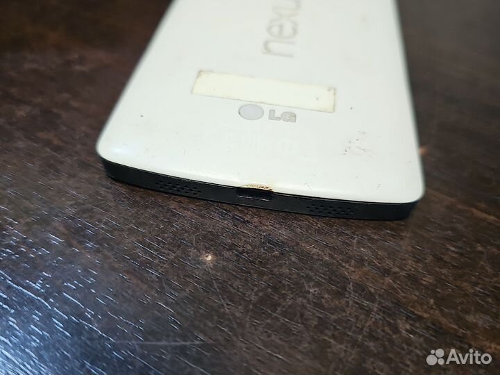 LG Nexus 4, 2/8 ГБ