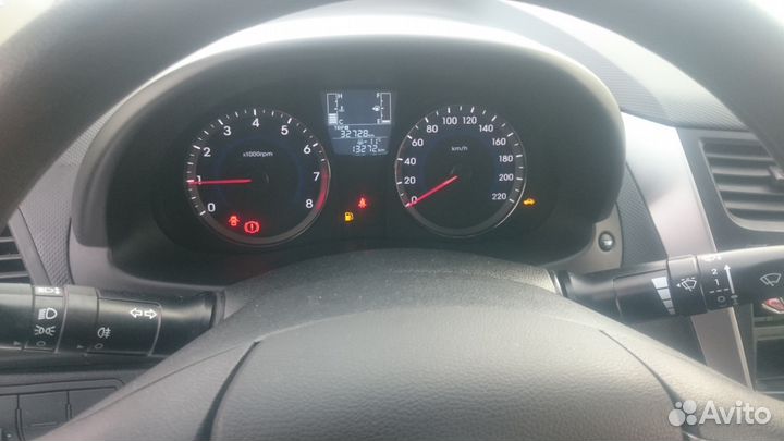 Щиток приборов панель и другое Hyundai Solaris