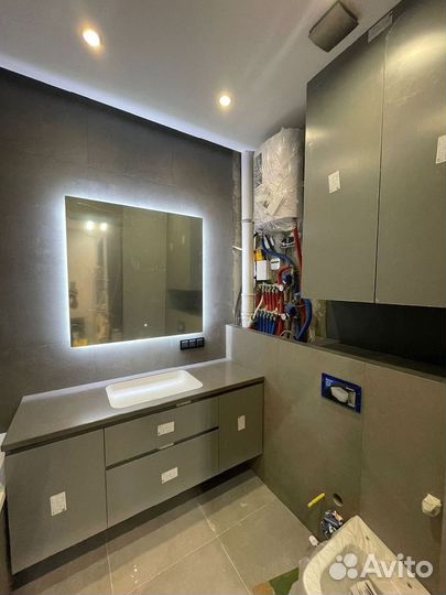 Подвесная тумба в ванную комнату