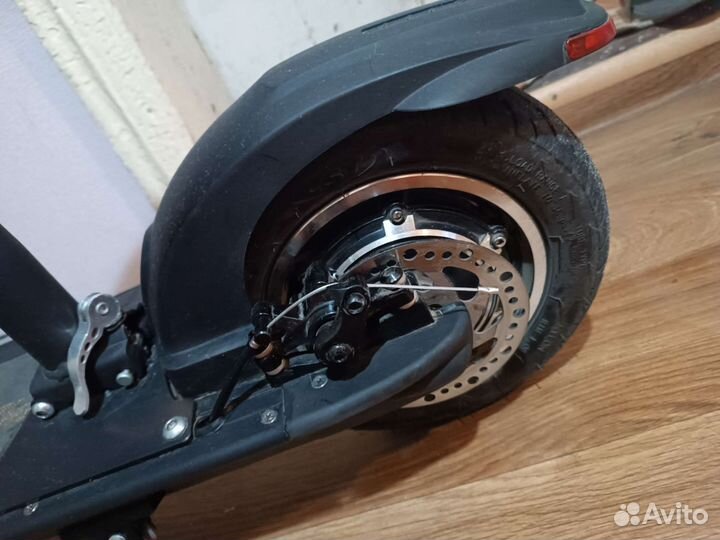 Электросамокат joyor