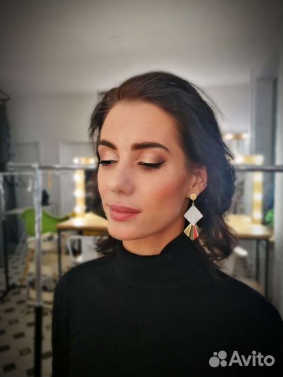 Визажист с выездом. Макияж, прически, укладки