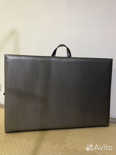 Массажная кушетка, кушетка для наращивания