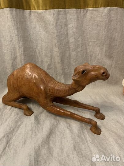 Статуэтка верблюд