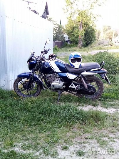 Индийский мото Bajaj V15