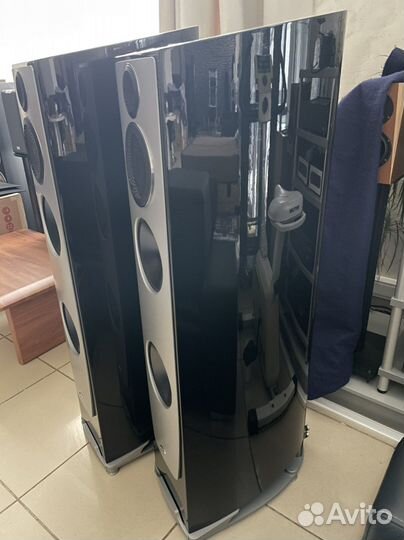 Paradigm Persona 7F Vanta