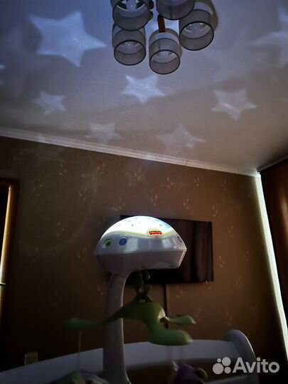 Мобиль на кроватку fisher price