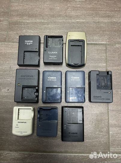 Зарядное устройство для фотоаппарата