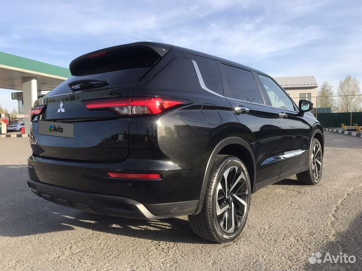 Mitsubishi Outlander, 2021