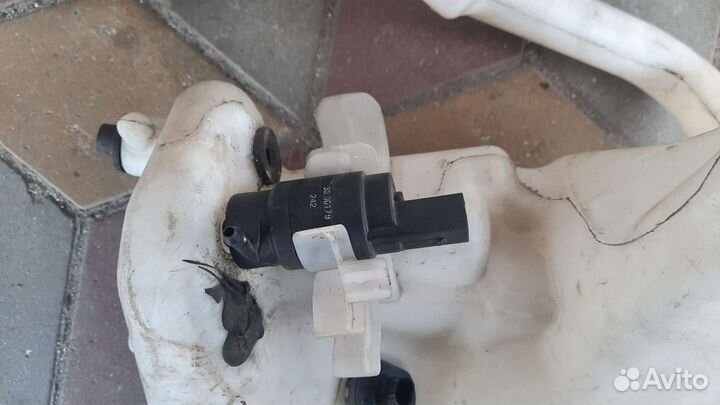 Бачок омывателя mercedes w211 E-класс