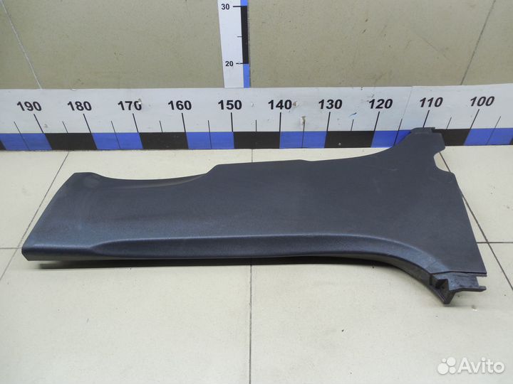 Обшивка стойки Auris (E15) 2006-2012